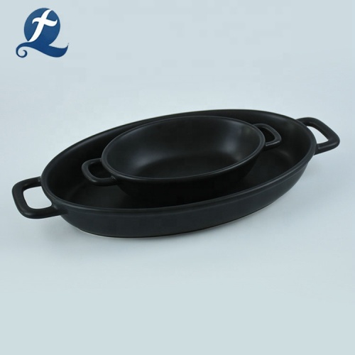 Custom black ceramic bakeware set