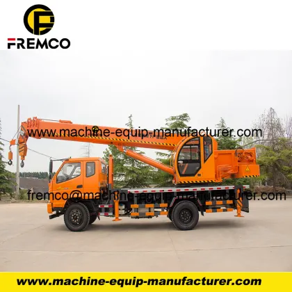 T-King Truck Crane with Five Hydraulic Outrigger