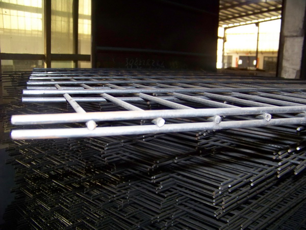 black welded wire mesh panels