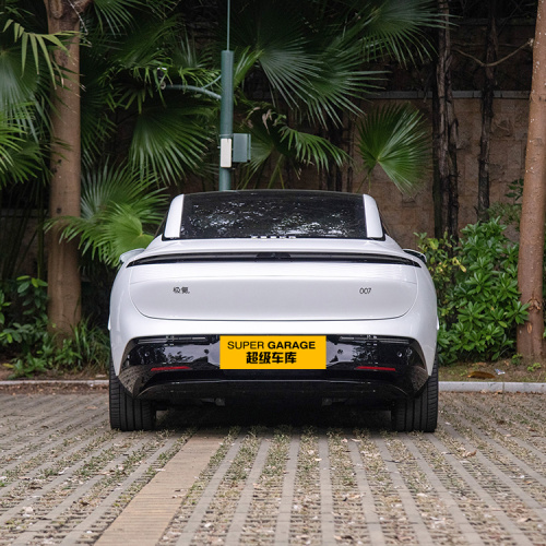 ZEEKR 007: New Luxury EV