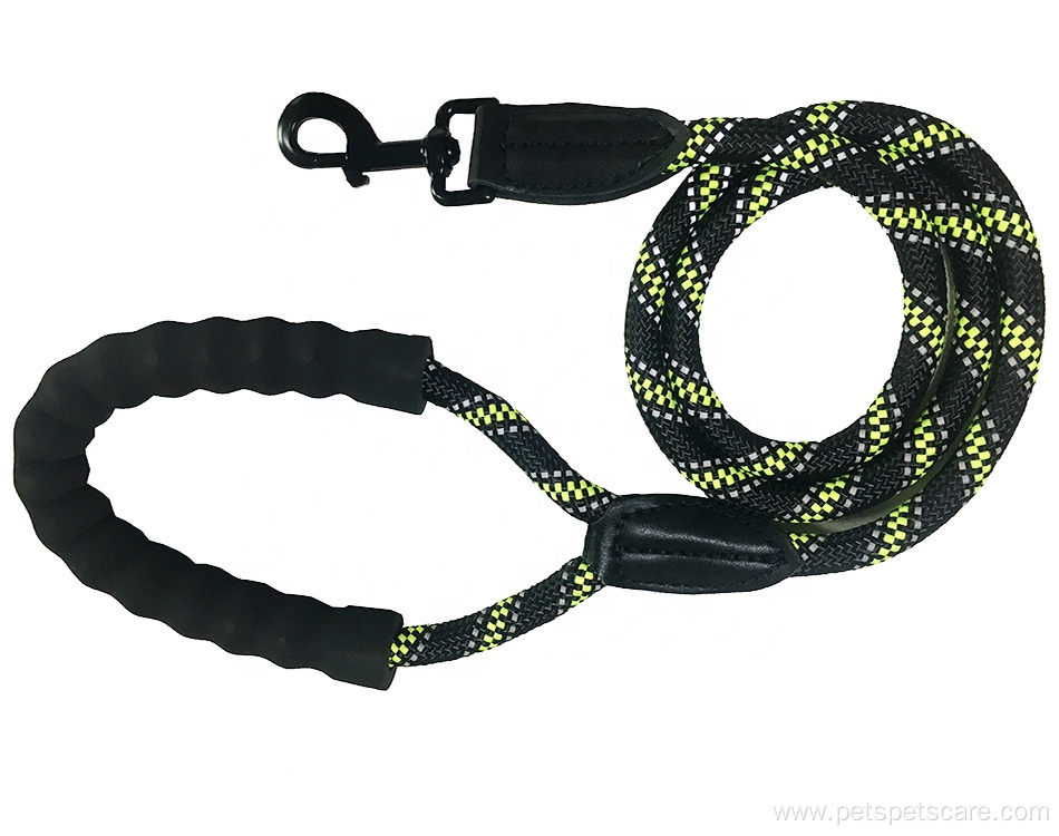 Handle Strong Premium Wrist Dog Leash