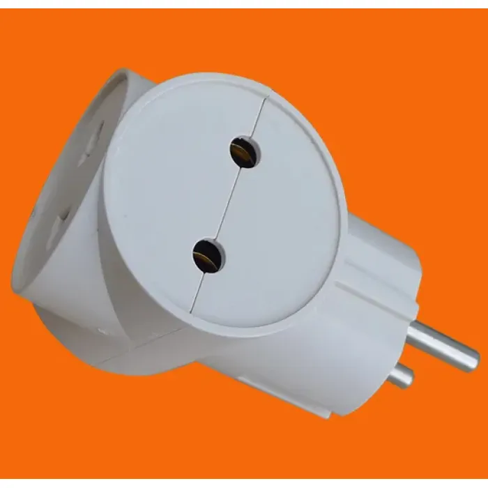 Toma de corriente europea P7032