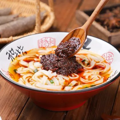 Hot and spicy beef sauce