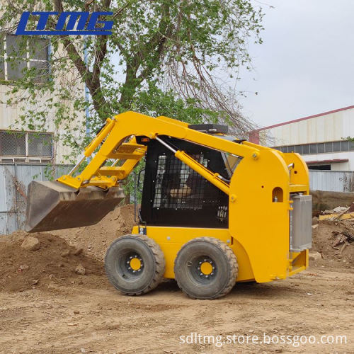 Universal Skid Steer Quick Attach for 500kg and 700kg Mini Skid Steer Loader - Farm Use