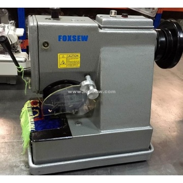 Machine à franges pour tapis