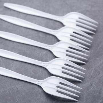 Milieuvriendelijke wegwerp plastic mes vork lepel en servet diner bestekset