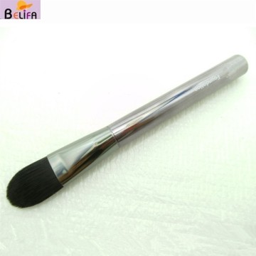Eco-friendly high quality retractable kabuki