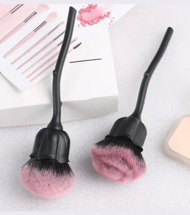 flower makeup brush  rose quartz brush makeup