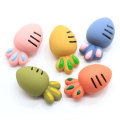 Mini perline di carota in resina 3D Kawaii con foro posteriore per lacci per capelli che fanno bottoni per vestiti per bambini