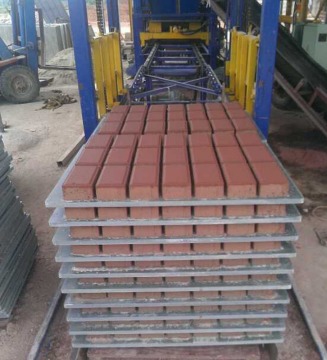 PVC Pallet QT18-15 voor het maken van blokken