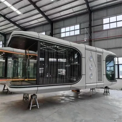 Scenic area camp resort mobile space capsule