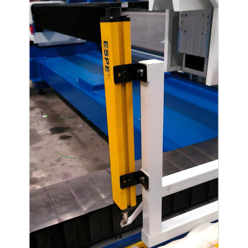 Macchina da taglio laser a fibra di grande formato serie H 6020