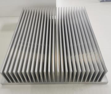 Aluminium heatsink for electronic products