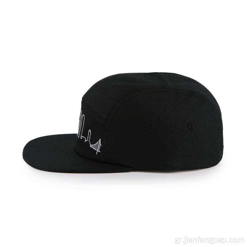 καθαρό μαύρο στρατιωτικό καπέλο πολλαπλών πάνελ με επίπεδη κεντήματα