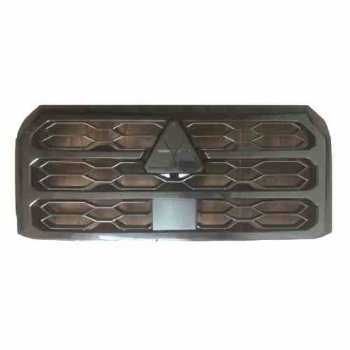 Accesorios 4x4 Grill frontal para el modelo original de 2024 Triton