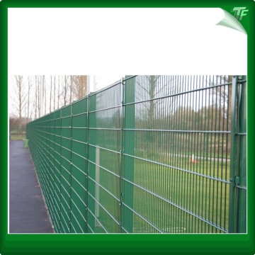 2018 Galvanized  double wire fence