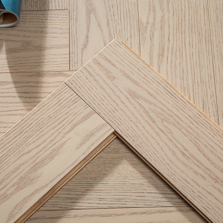 Herringbone/Fishbone Oak Engineered Wood Flooring