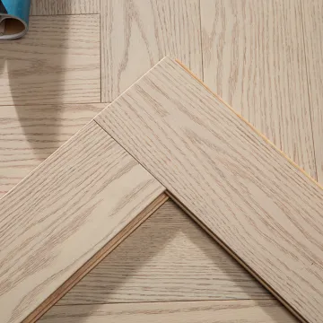 Herringbone/Fishbone Oak Engineered Wood Flooring