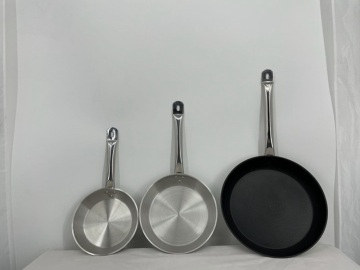 Versatile metal frying pan