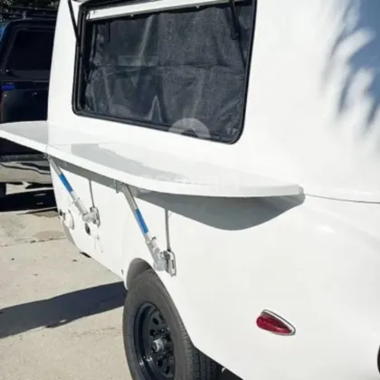4x4 offroad trailer with bathroom and kitchen