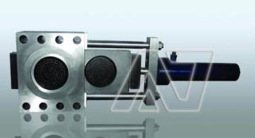 Single-plate screen changer