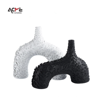 Wholesale Nordic Modern Ceramic Vases with Artificial Plants for Rustic Decor