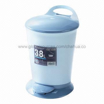 Plastic Pedal Trash Can, Durable, Ideal for Home/Hotel Use, Made of PP (3.8 Liters)