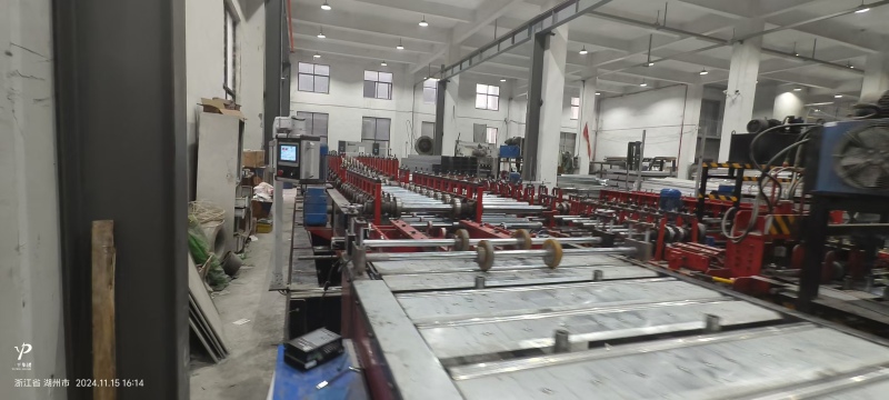 Bridge forming machine