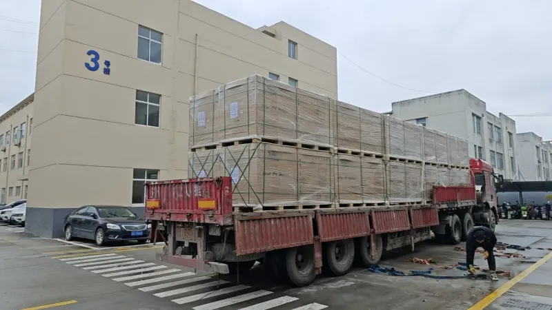 High-Performance Jinko 500W Solar Panel for Industrial Applications