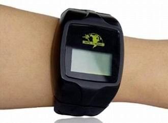 Alarm Function Auto Report Position Gps Wrist Tracker Gsm / Gprs For Dogs, Human W202