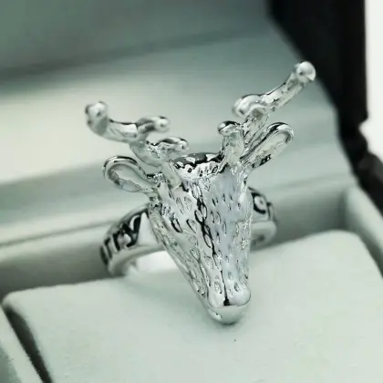 Fine decorative deer antler ring,wedding ring holder