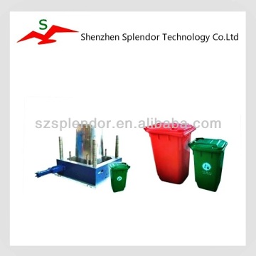 Plastic garbage bin