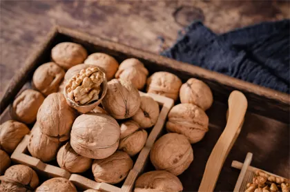 Raw walnut food 185