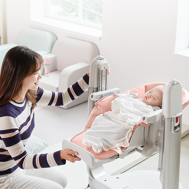 Chaise haute bébé multifonction avec mode balançoire