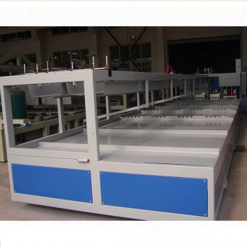 Machine à belling à grande sortie pour tuyau en PVC