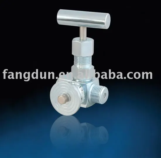 THREE WAYS NEEDLE VALVE WITH FLANGE CONNECTION AND BLEEDING SCREW