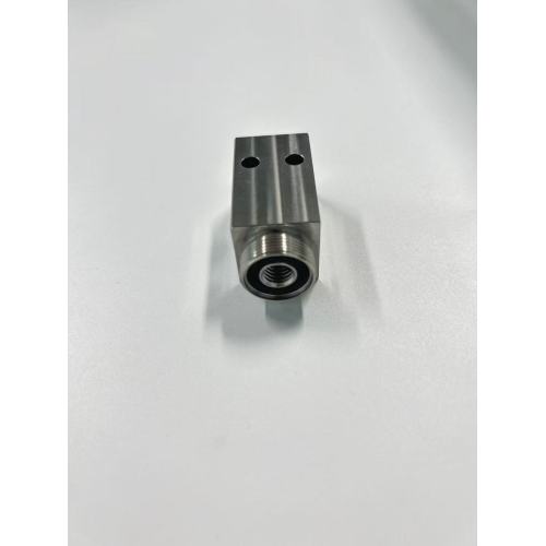 Mazak CNC Machining Center Turning Milling Metal Part