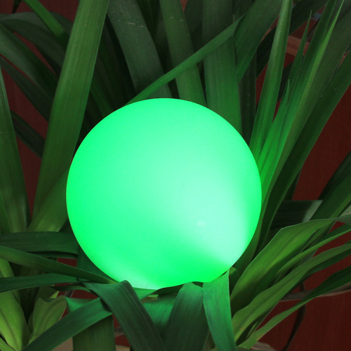 Sfera a LED impermeabile con telecomando colorato RGB