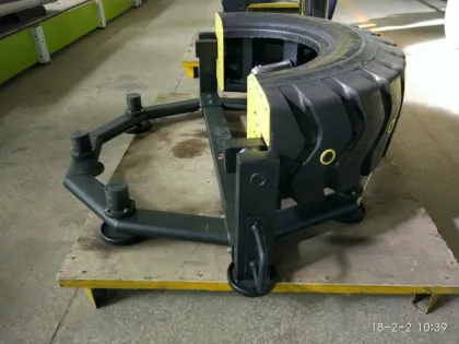 Commercial Gym Fitness Equipment: Strength Training Machine Tire Flip