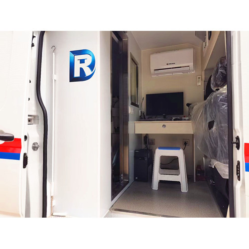 SAIC Chase Mobile Medical Examance Car