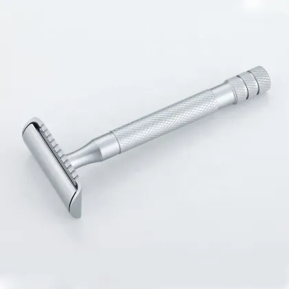 Classic Mens Safety Razor: Brass & Stainless Steel Double Edge Shaving Tool for Smooth Shaves