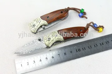 Wholesale Damasucs knife folding pocket knife with wooden handle for camping