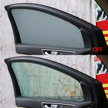 Janela de carro com o filme auto-adesivo de abrigo de vidro escurecido de escurecimento