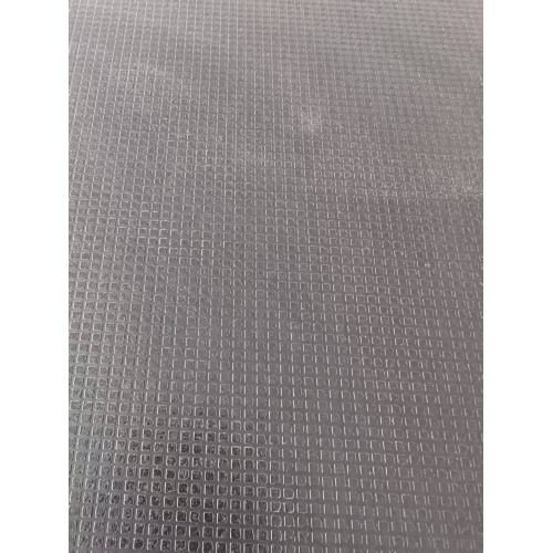 Hoja de madera contrachapada recubierta con película impermeable