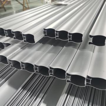 Profilo in alluminio estruso del guardaroba