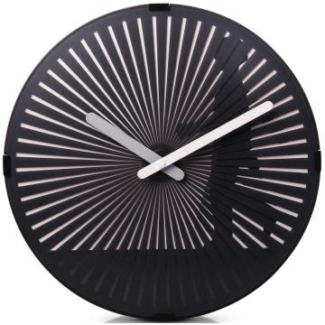 Moving Wall Clock- Wandermann