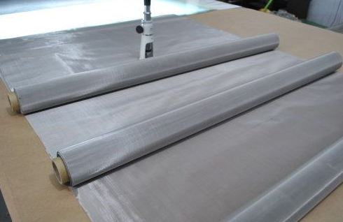 Wire Mesh Stainless Steel dengan 25mm lubang