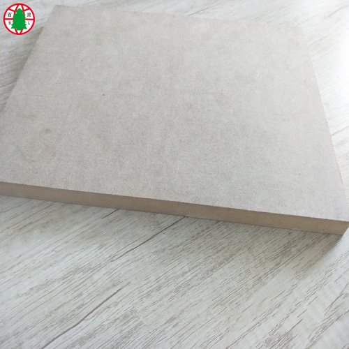 1220 * 2440 * 15 mm de MDF sin procesar