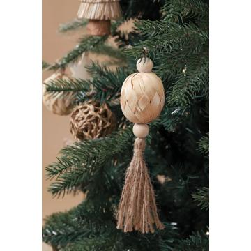 China Wooden Handmade Christmas Ball Factory