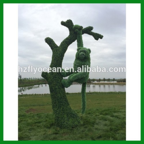 Outdoor grass animal sculpture for decor